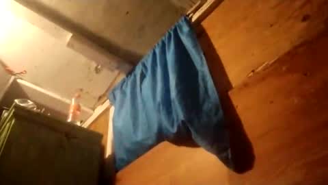 kakaroto30102 online show from 12.04.25