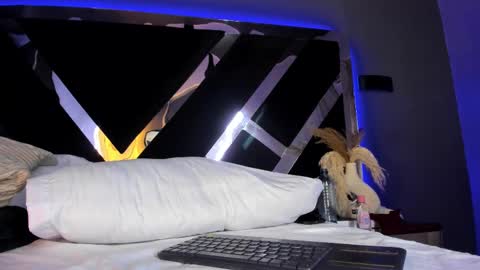 Kale online show from 02.28.25