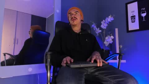 Snapshot of kaletattoos chatting on 03.07.26 Kale online show from 03.07.26