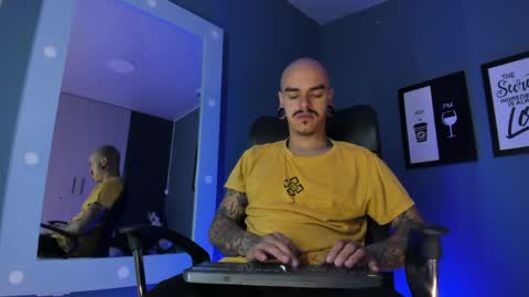 Snapshot of kaletattoos chatting on 04.16.26 Kale online show from 04.16.26