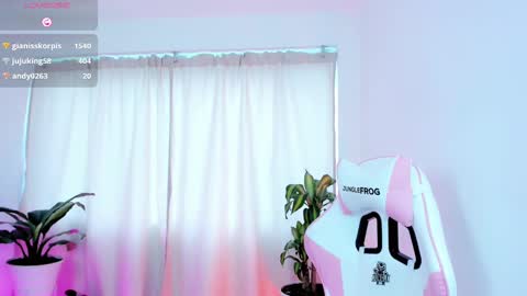 Kali Ka Please help me with your thumbs up its important   dont forget my birthday on October 26 online show from 03.12.25