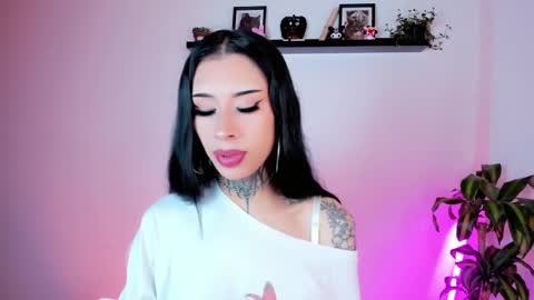 Kali Ka Please help me with your thumbs up its important   dont forget my birthday on October 26 online show from 09.24.25