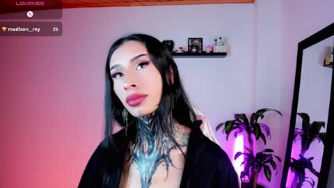 Snapshot of kali_ka chatting on 02.23.26 Kali Ka Please help me with your thumbs up its important dont forget my birthday on October 26 online show from 02.23.26