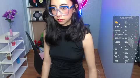 Snapshot of kalilowe_ chatting on 07.15.26 Kali online show from 07.15.26