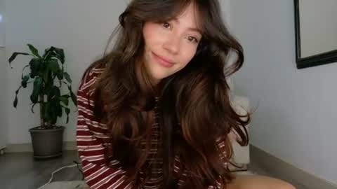 Snapshot of kalindi_ chatting on 06.18.26 ONLY FANS cami0777 FANSLY Camilabcruz777 instagram online show from 06.18.26