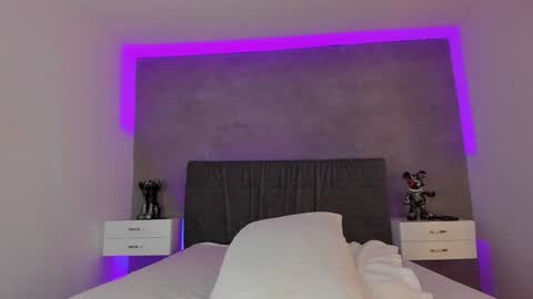 Carolina   online show from 12.13.24