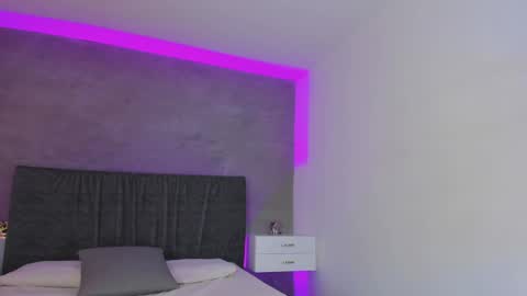 Carolina   online show from 02.19.25