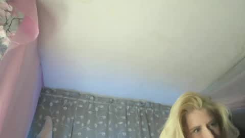 Snapshot of kaliraynex chatting on 06.29.26 kaliraynex online show from 06.29.26