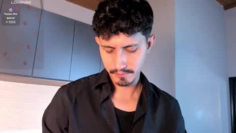 Snapshot of kamal_wolff chatting on 02.24.26 jhon online show from 02.24.26