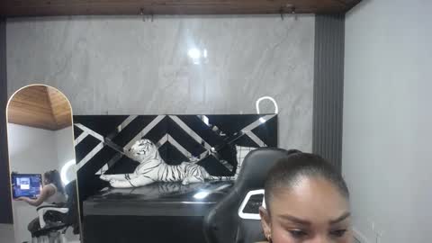 Kamala. Live 2100 - 600 online show from 10.04.25