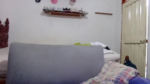 Snapshot of kamenov00 chatting on 10.29.25 kamenov00 online show from 10.29.25