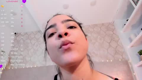 Snapshot of kamilabetancourt chatting on 03.05.26 Kamila Betancourt online show from 03.05.26