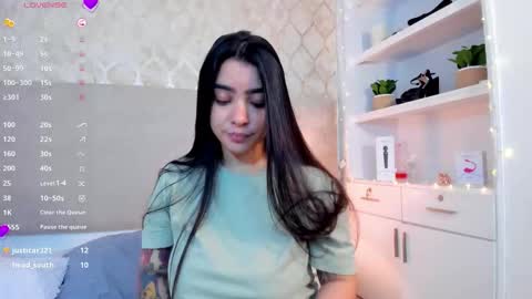 Snapshot of kamilabetancourt chatting on 03.11.26 Kamila Betancourt online show from 03.11.26