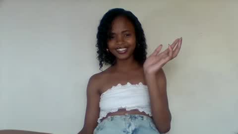 kamillah69 online show from 12.15.25