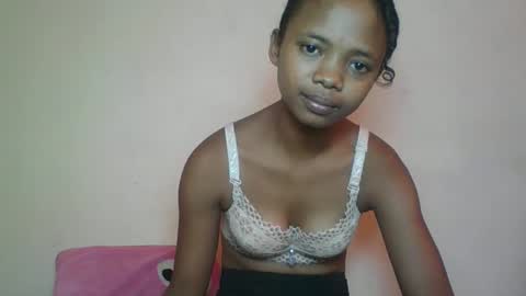 kamillah69 online show from 02.22.26