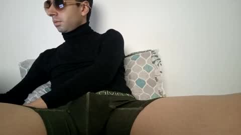 Snapshot of kamilo18655187 chatting on 01.01.25 kamilo24 online show from 01.01.25