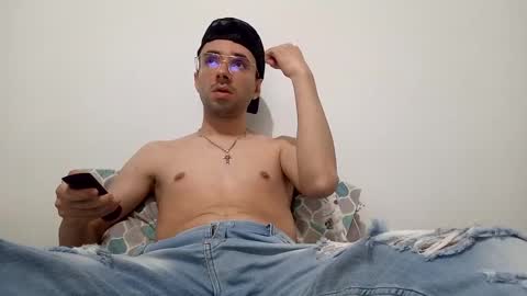 Snapshot of kamilo18655187 chatting on 01.03.25 kamilo24 online show from 01.03.25