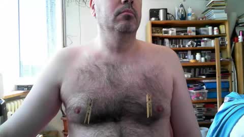 Snapshot of kamiluc1974_2 chatting on 04.25.26 Kamil Lipovy online show from 04.25.26