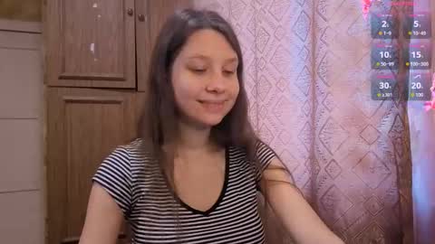 Mari  Simmons online show from 12.01.25