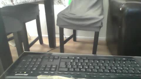 Snapshot of kamkiko69 chatting on 10.02.25 kamkiko69 online show from 10.02.25