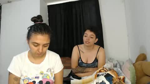 kammy   y   camila online show from 12.15.25