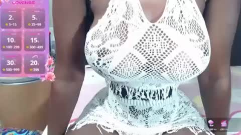 Paola online show from 03.08.25