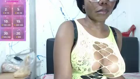 Paola online show from 09.25.25