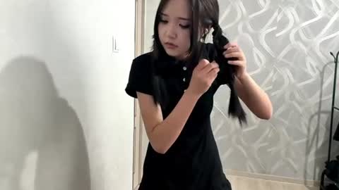 Lily online show from 06.30.26