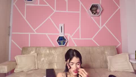 Snapshot of kaoriille chatting on 02.15.25 kaoriille online show from 02.15.25