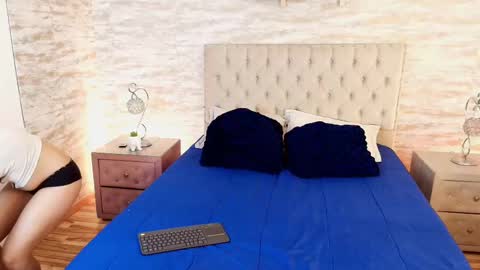 kaorusweet online show from 11.21.25