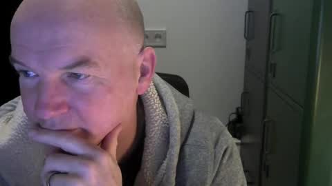 Robbie online show from 01.16.25