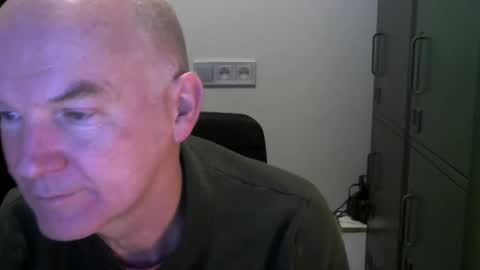 Robbie online show from 02.14.25