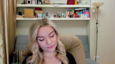 Kara. Off from 15th till 24th of December online show from 10.18.25