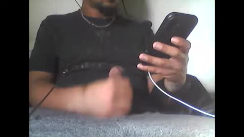 Snapshot of kardim_ chatting on 10.04.25 KingCardine online show from 10.04.25