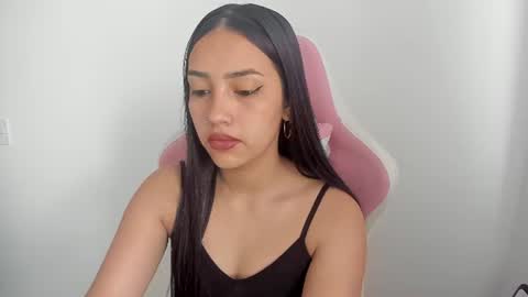 Snapshot of karely_sweet_ chatting on 06.27.26 karely_sweet_ online show from 06.27.26