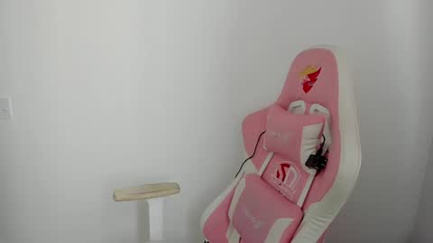 Snapshot of karely_sweet_ chatting on 07.13.26 karely_sweet_ online show from 07.13.26