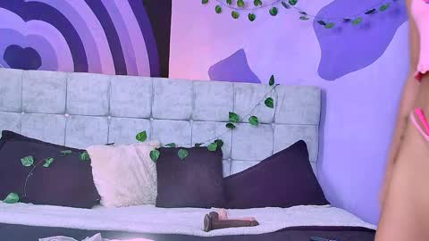 Karen  online show from 11.21.25