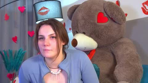 Snapshot of karenclarks chatting on 02.19.26 Karen online show from 02.19.26