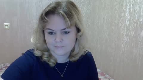 karennelsonx online show from 12.18.24