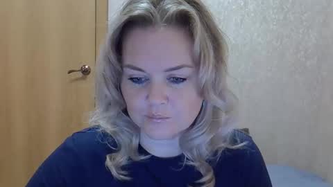 karennelsonx online show from 10.13.25