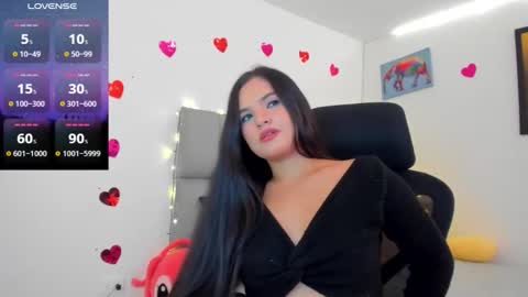 Snapshot of karin_grey69 chatting on 05.07.26 Karin online show from 05.07.26