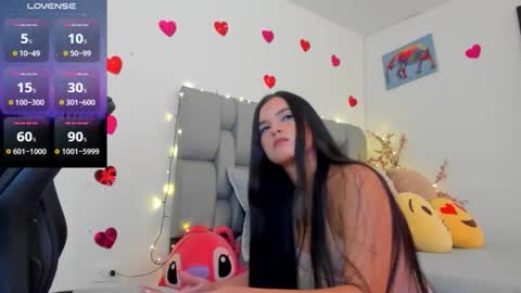 Snapshot of karin_grey69 chatting on 05.22.26 Karin online show from 05.22.26
