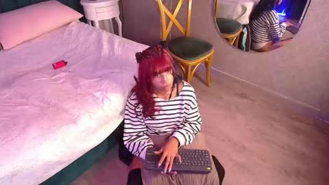 Karina online show from 01.30.25