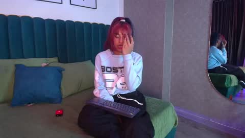 Karina online show from 02.12.25