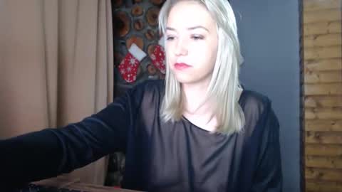 Snapshot of karina_fun chatting on 02.10.26 karina online show from 02.10.26