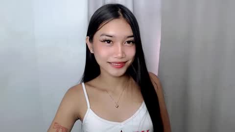 Snapshot of karina_goddess chatting on 09.28.25 karina online show from 09.28.25