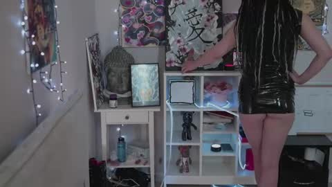 Snapshot of karina_kitty24 chatting on 05.26.26 Karina kitty24 online show from 05.26.26