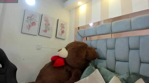 Karina online show from 05.12.26