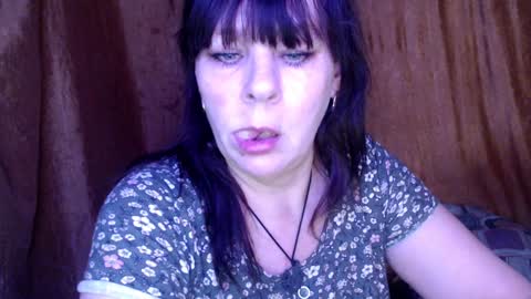 Snapshot of karina_ren chatting on 02.04.25 Karina online show from 02.04.25
