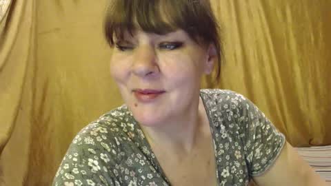Snapshot of karina_ren chatting on 10.22.25 Karina online show from 10.22.25
